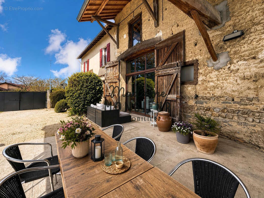 Maison à CHATEAUVILAIN