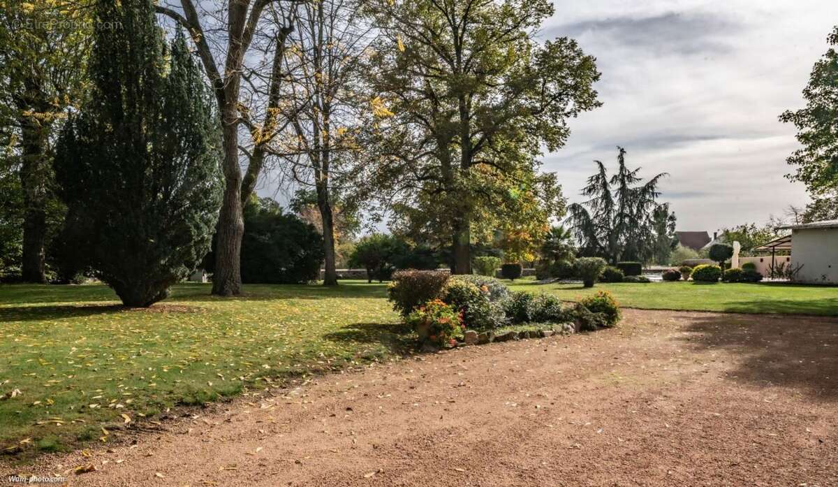 Maison à CULAN