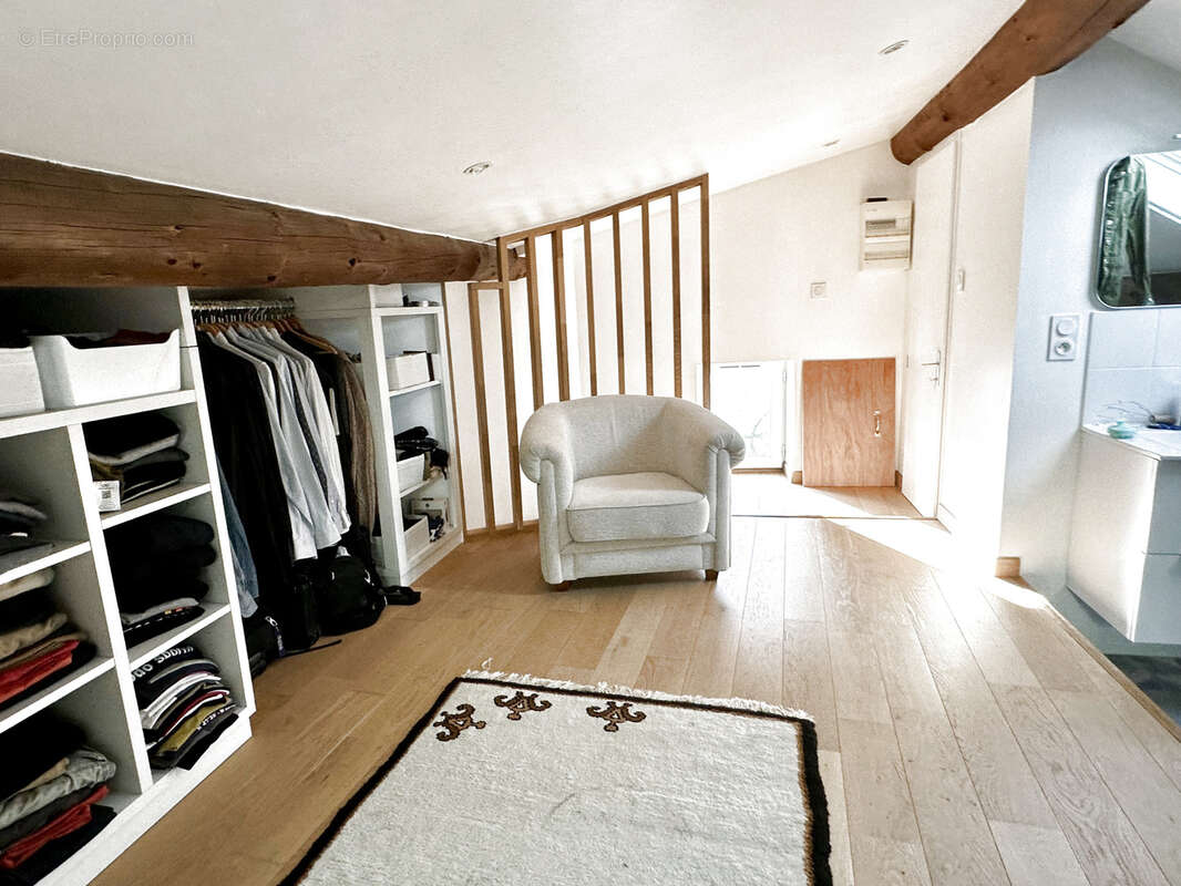 Maison à CHARLY