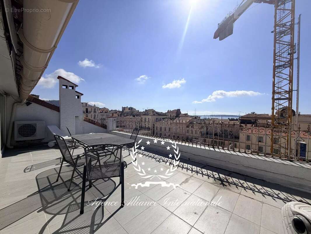 Appartement à CANNES