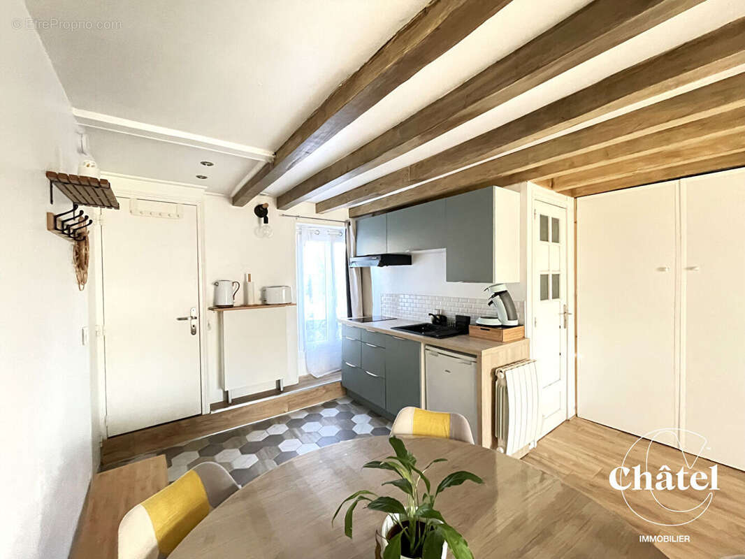 Appartement à LA CHAPELLE-EN-SERVAL