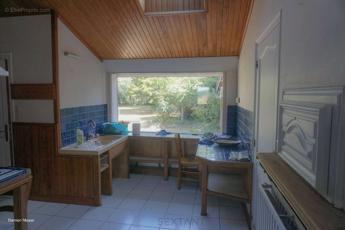 Ensemble immobilier en pierre dans le coeur du parc naturel régional du Périgord - Limousin. - photo 14