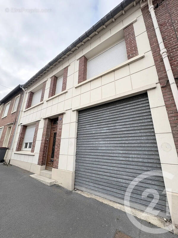 Maison à SAINT-QUENTIN
