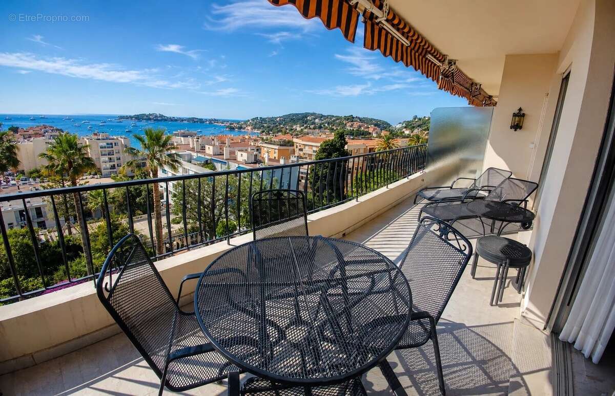 Appartement à BEAULIEU-SUR-MER