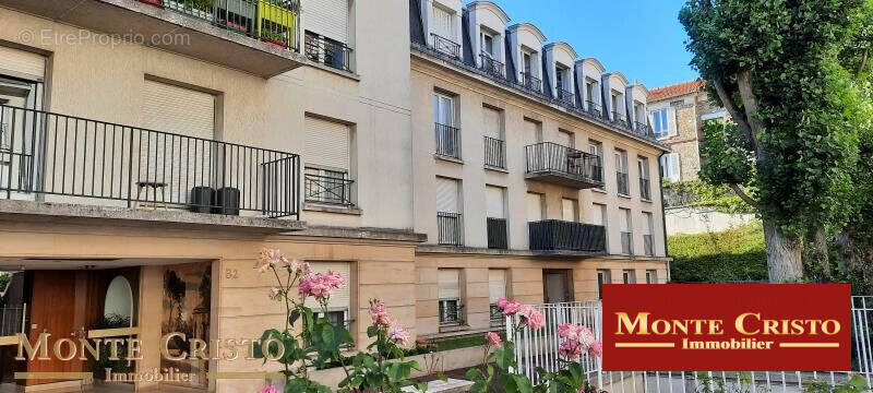 Appartement à VERSAILLES