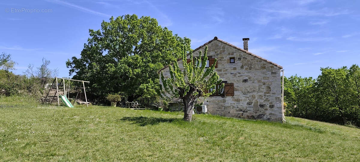 Maison à BARJAC