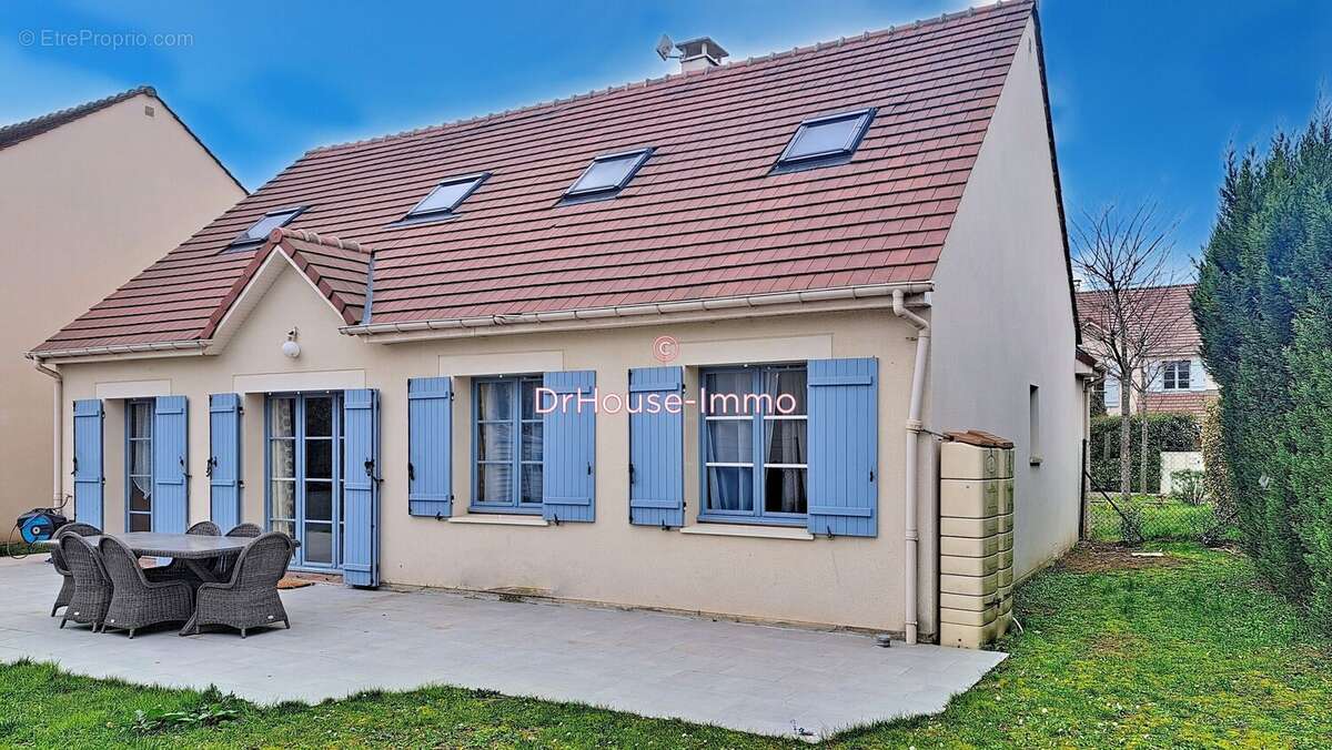 Maison 6 pièces 136 m² à vendre à Bruyeres-Sur-Oise (95820) - photo 11