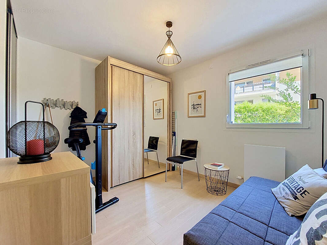 Appartement à POISY
