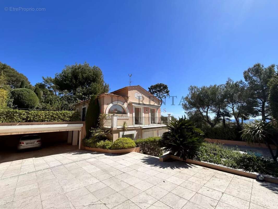 Maison à ANTIBES