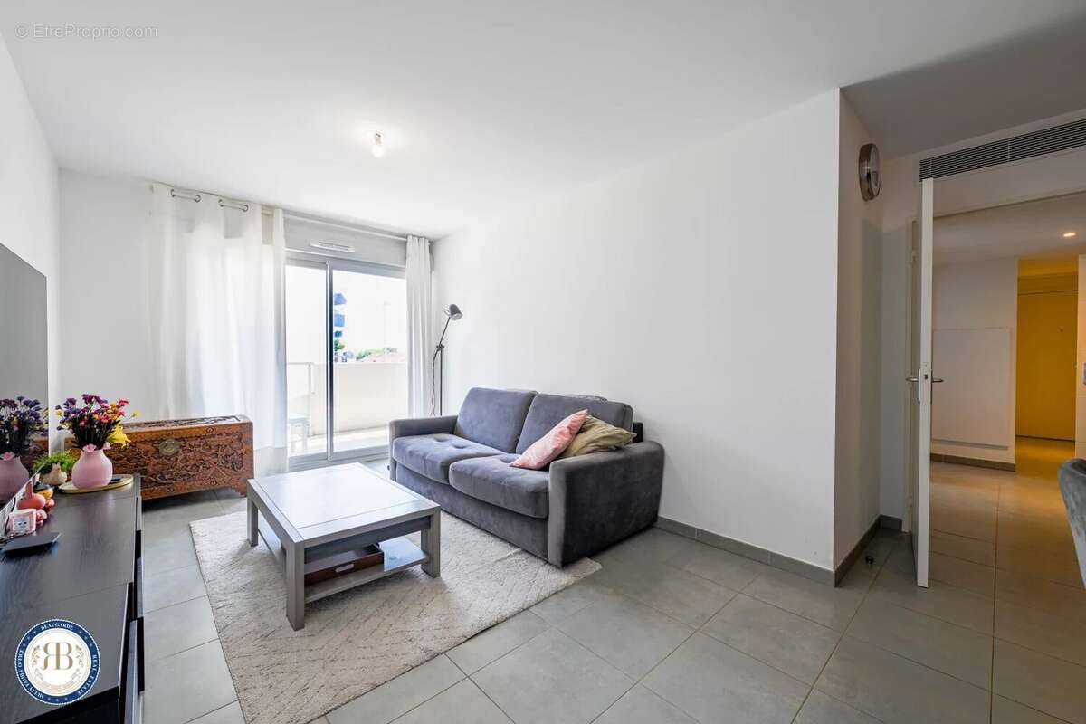 Appartement à CAGNES-SUR-MER