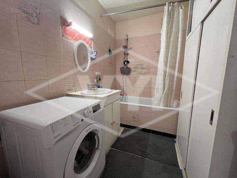 Appartement à BOUSSY-SAINT-ANTOINE