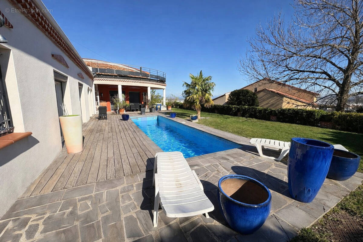 Maison à CLERMONT-FERRAND