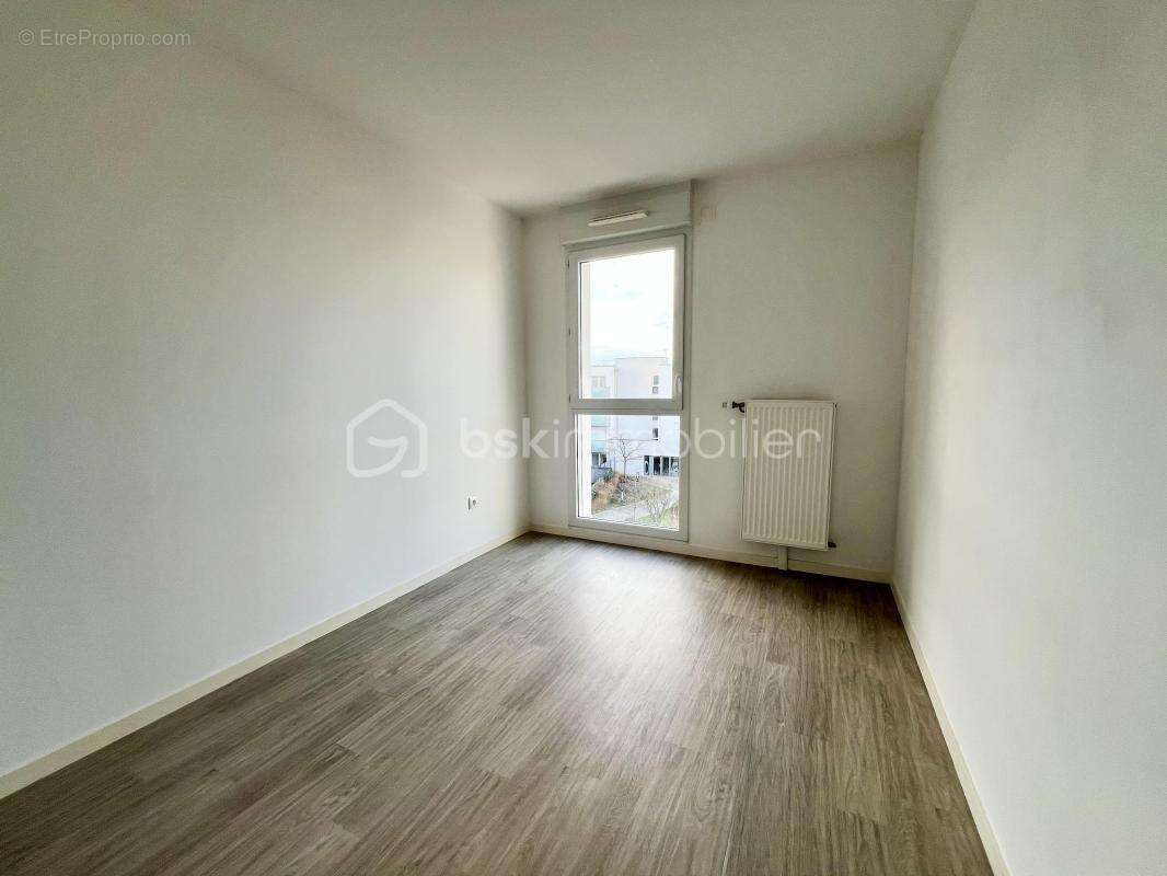 Appartement à BEZANNES