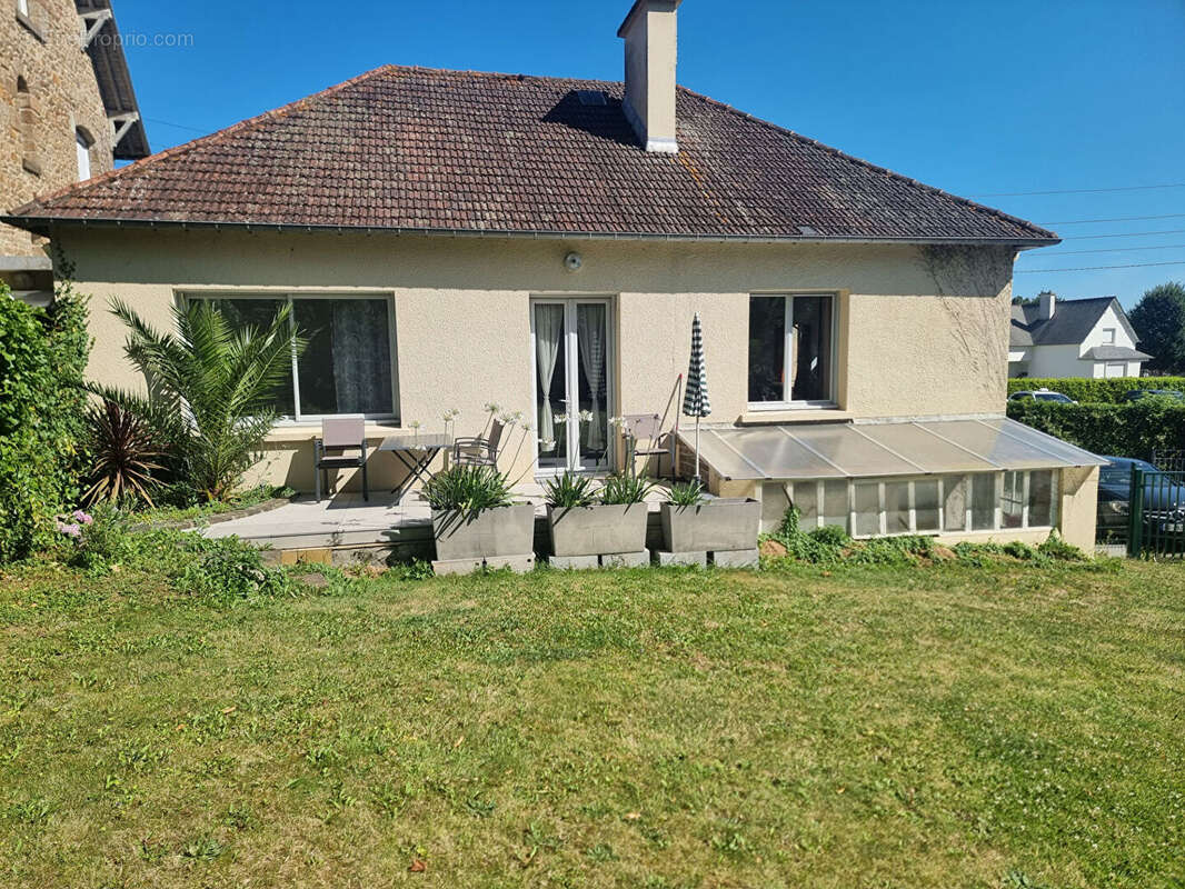 Maison restaurée centre ville de PONTORSON - photo 12