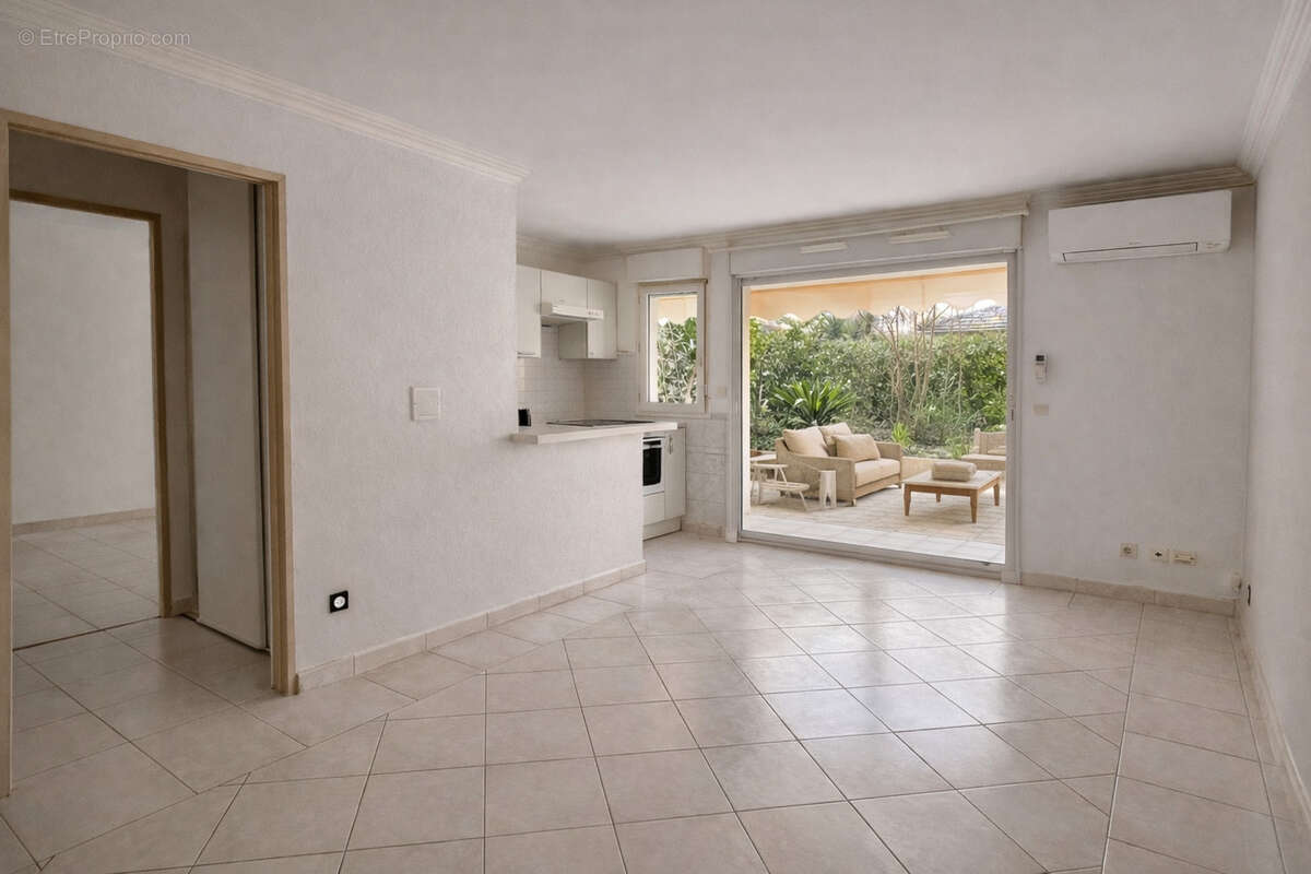 Appartement à LE CANNET