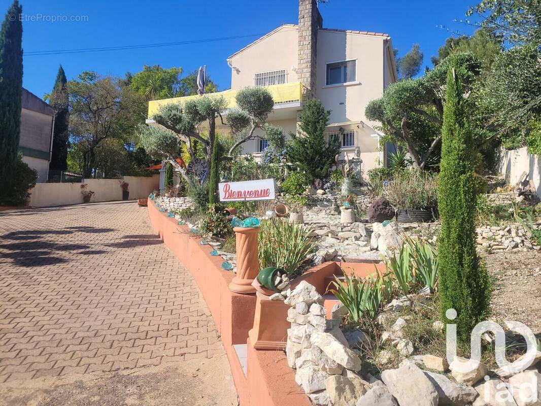 Photo 1 - Maison à NIMES