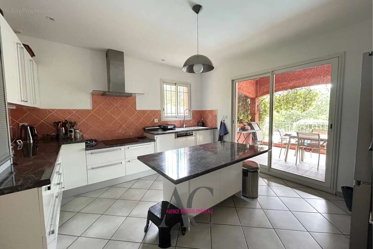 Maison à FORCALQUEIRET