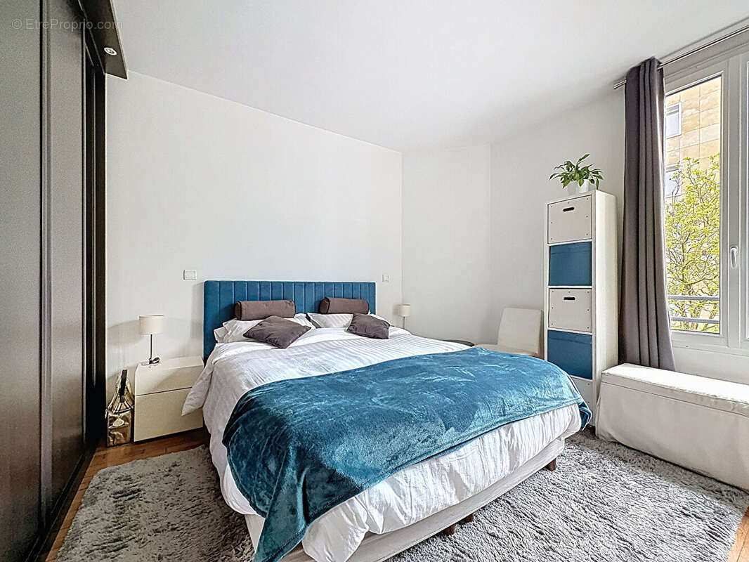 Appartement à SURESNES