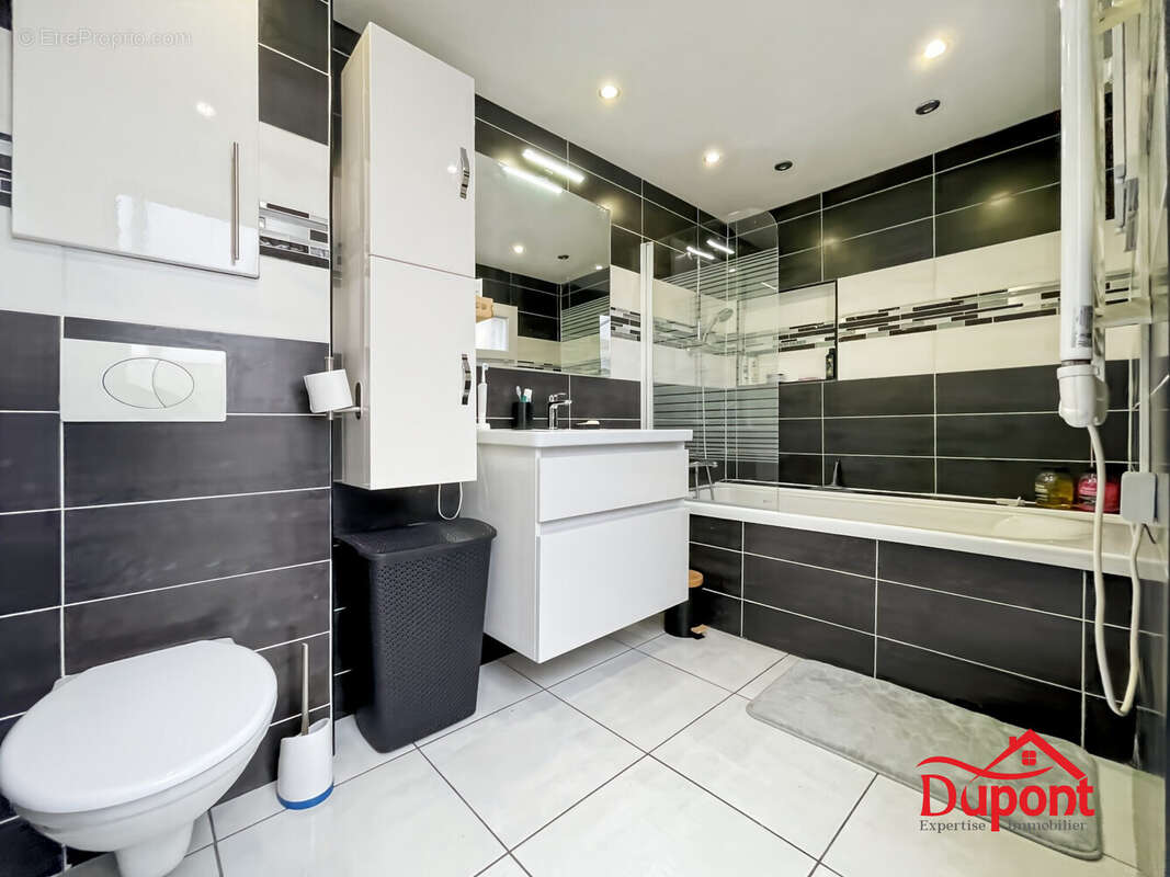 Maison à SAINT-QUENTIN