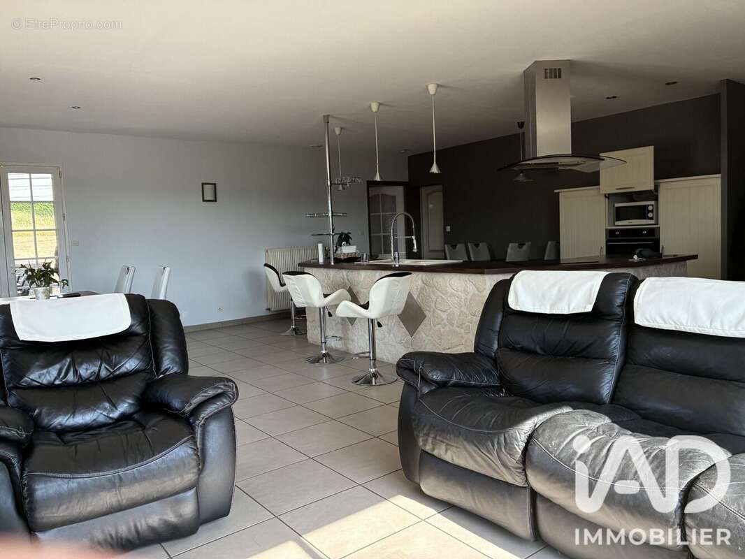 Photo 9 - Maison à LA COUDRE
