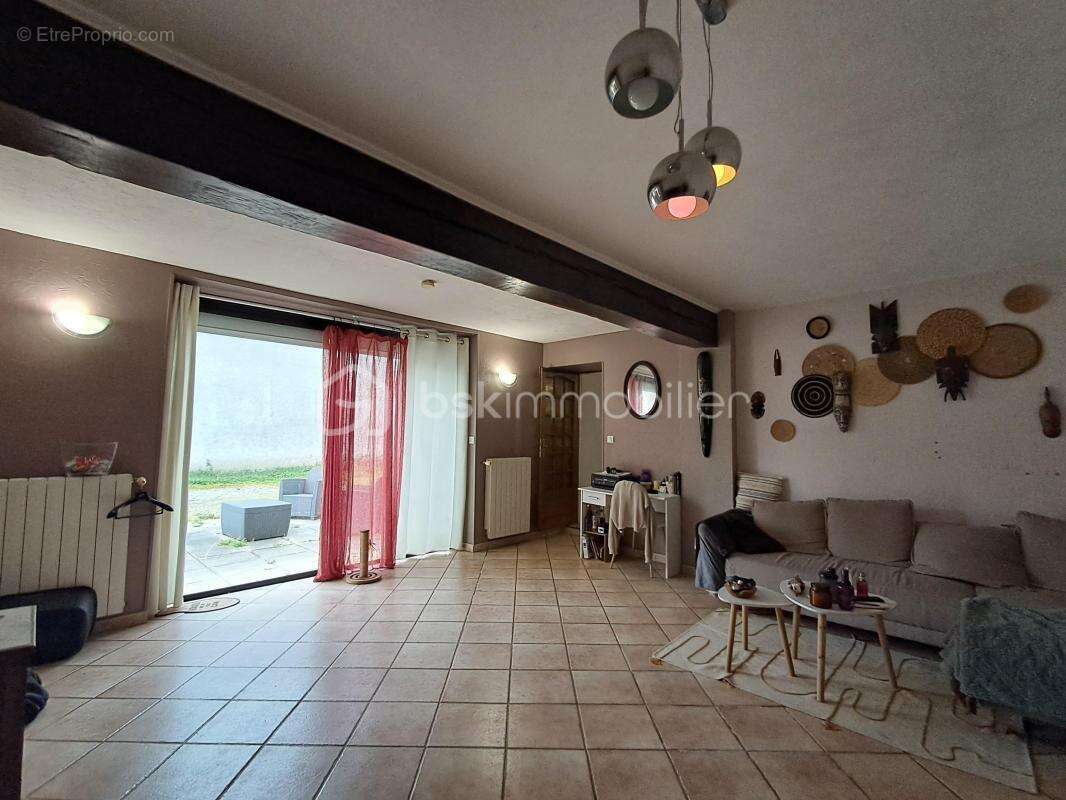 Charmante maison de 96 m² dans un village recherché en Ariège - photo 4