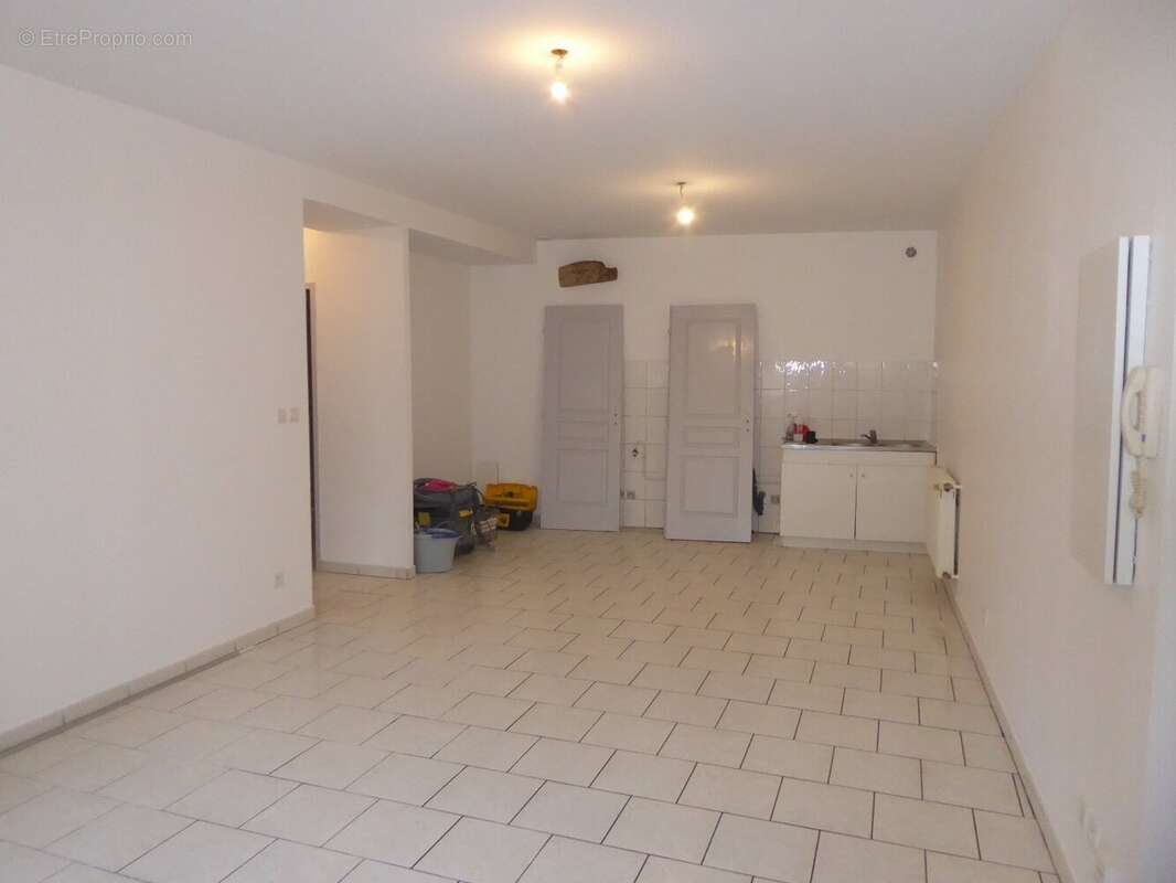 Appartement à SAINT-CHEF