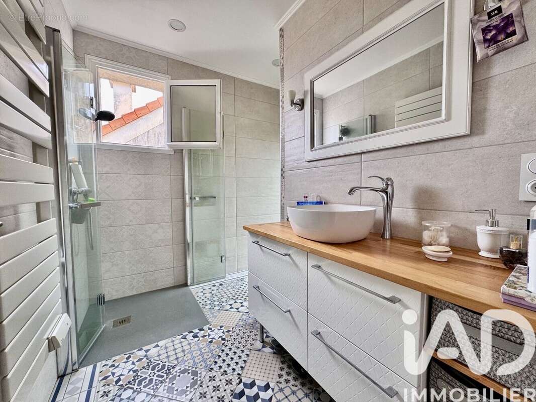 Photo 6 - Maison à VIRY-CHATILLON