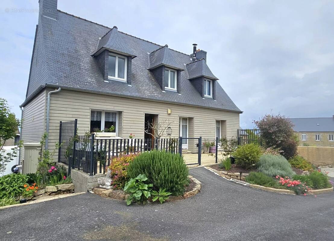 Maison à TRELEVERN