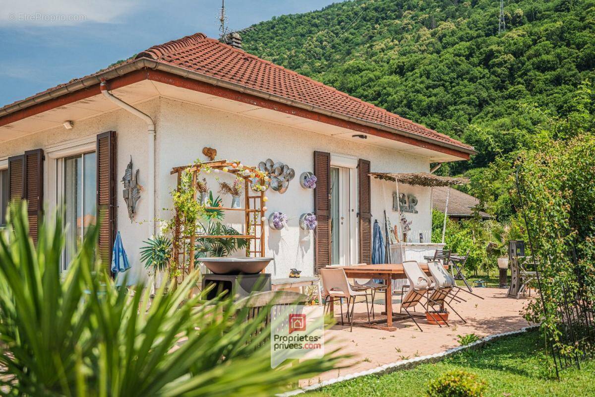 Maison à LE CHEYLAS