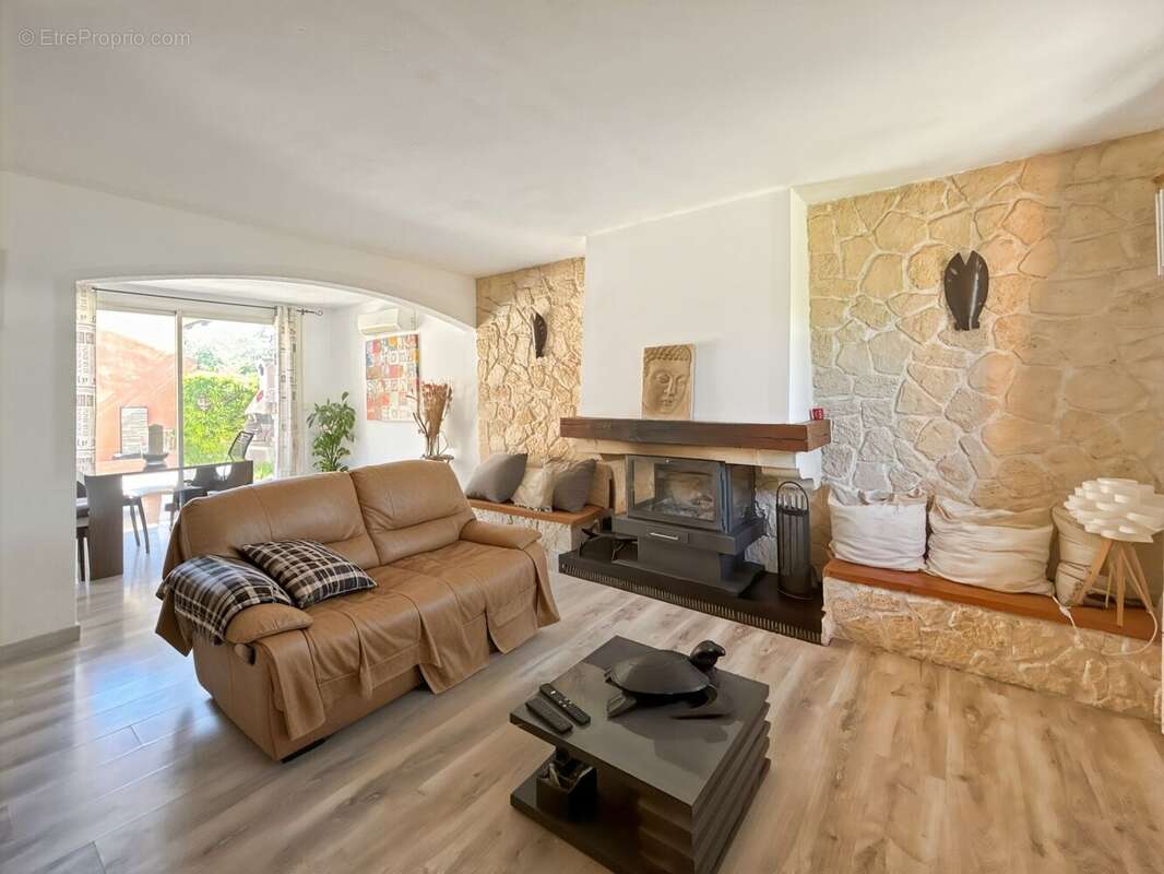 Maison à FRONTIGNAN