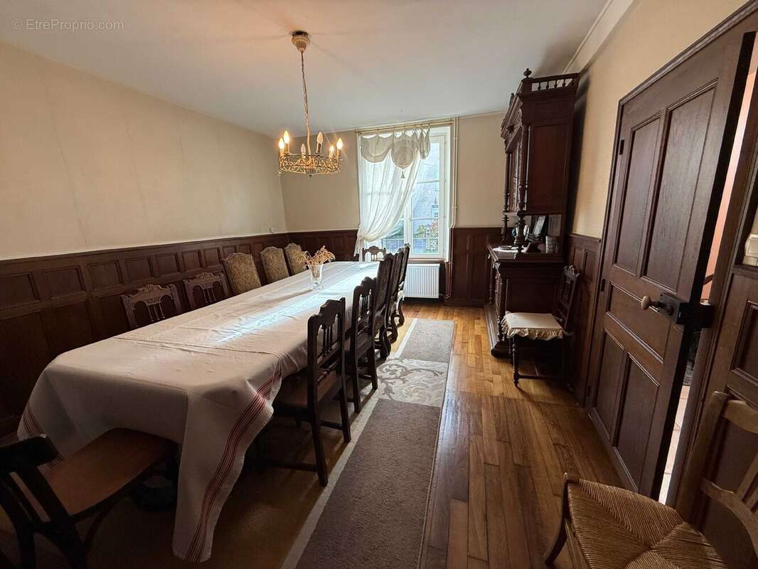 Maison à MONTHUREUX-SUR-SAONE