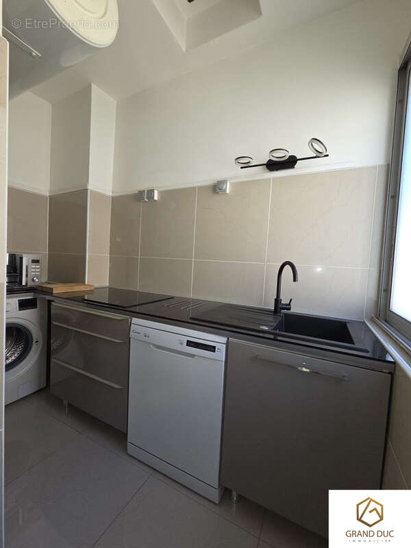 Appartement à MARSEILLE-2E
