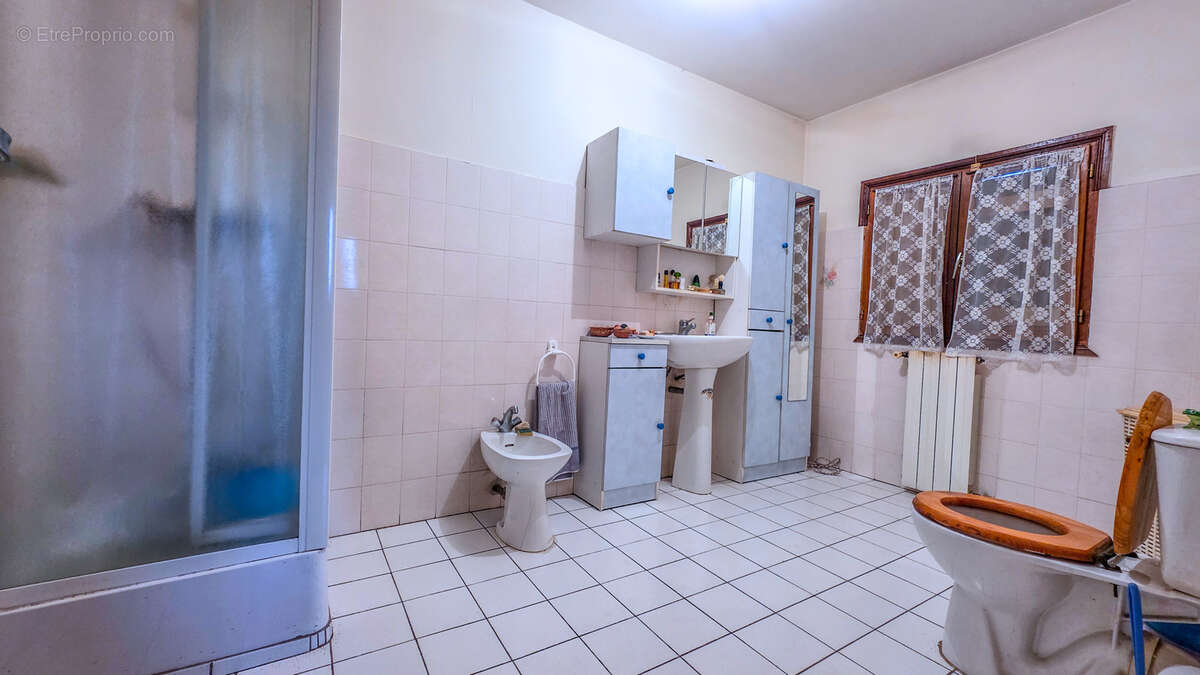 Maison à SARTROUVILLE