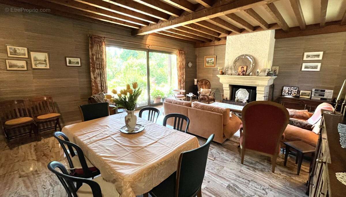 Maison à ARINTHOD