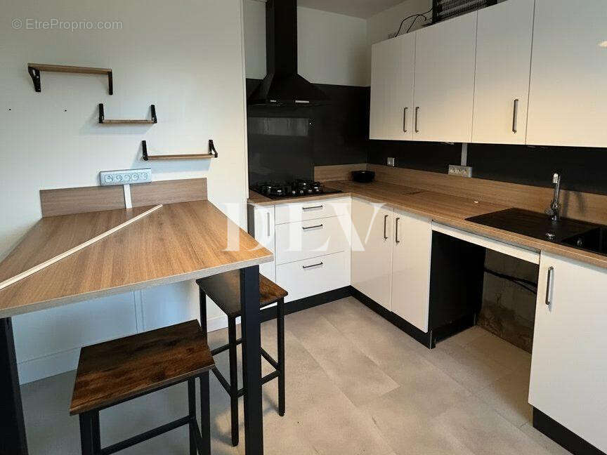 CUISINE - Maison à SAINT-AGNAN
