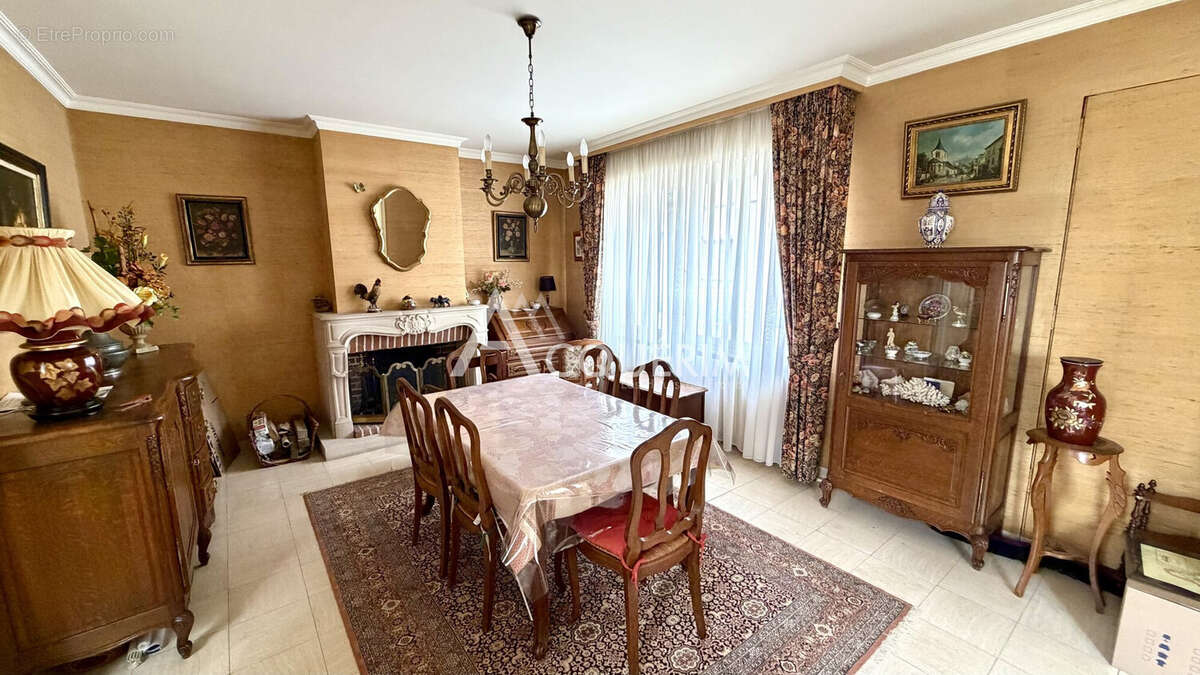 Maison 110 m² à Carvin  - photo 9