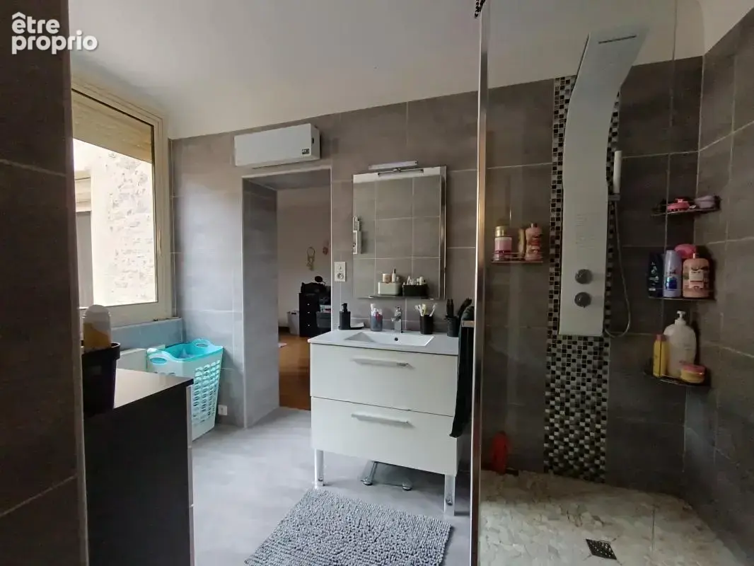 Maison très gros potentiel - photo 8