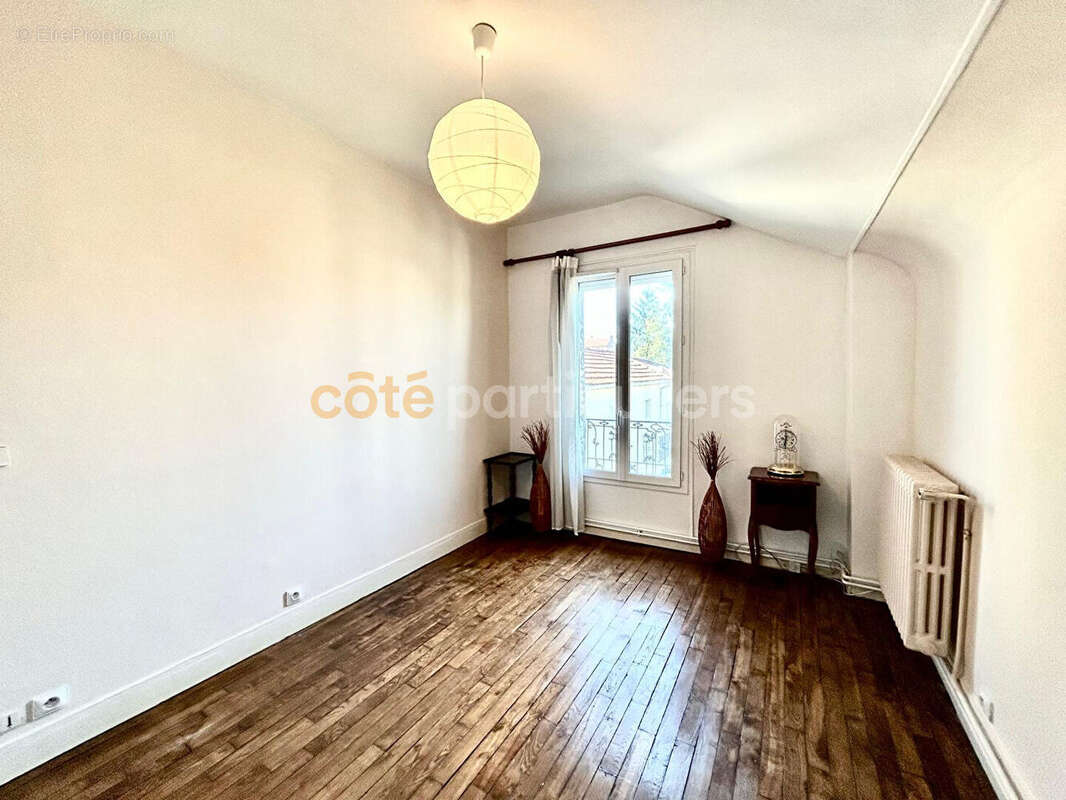 Appartement à VILLENEUVE-SAINT-GEORGES