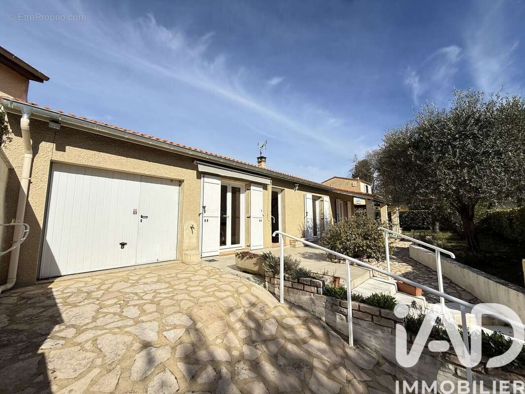 Photo 2 - Maison à SAINT-MARCEL-LES-SAUZET