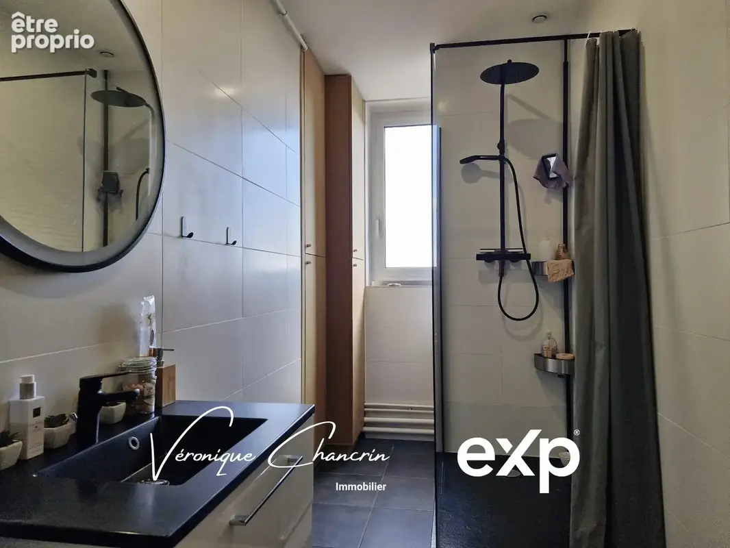 Appartement 2 pièces 63 m² à vendre à Oullins (69600) - photo 9