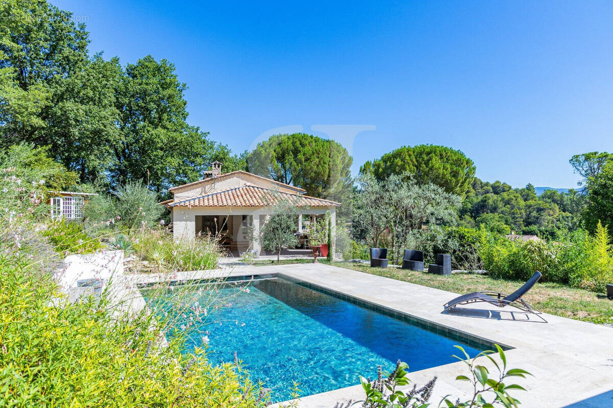 Maison à VAISON-LA-ROMAINE