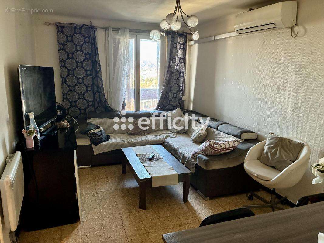 Appartement à MARSEILLE-15E