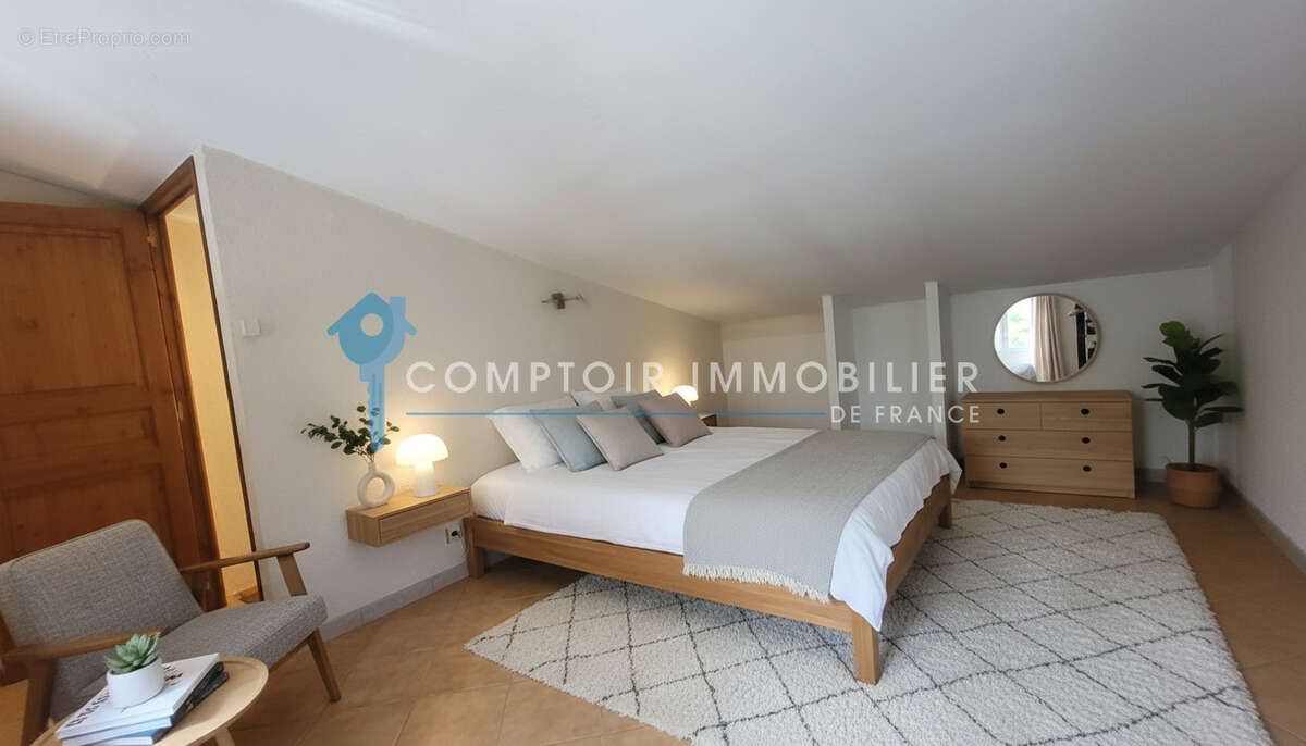 Villa P3 avec dépendance P2 au CAP CORSE sur un terrain de 1500 m2 - photo 14