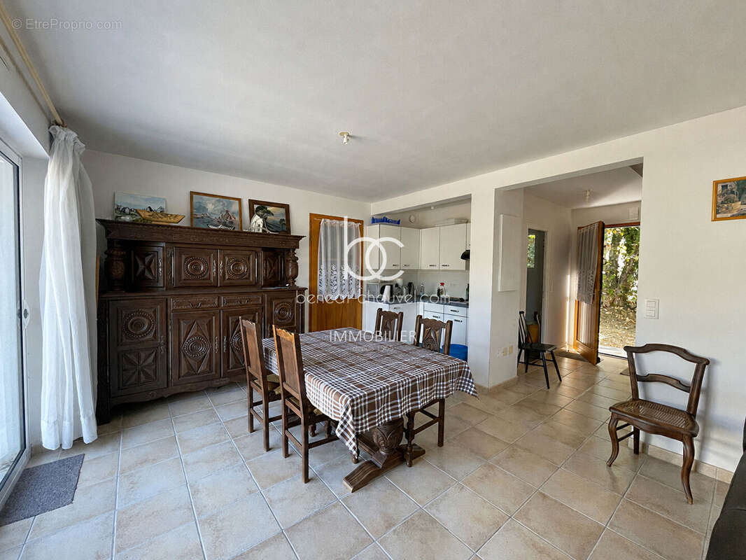 EXCLUSIVITÉ SARZEAU - Maison de 79 m² avec jardinet, proche du Golfe du Morbihan - photo 5