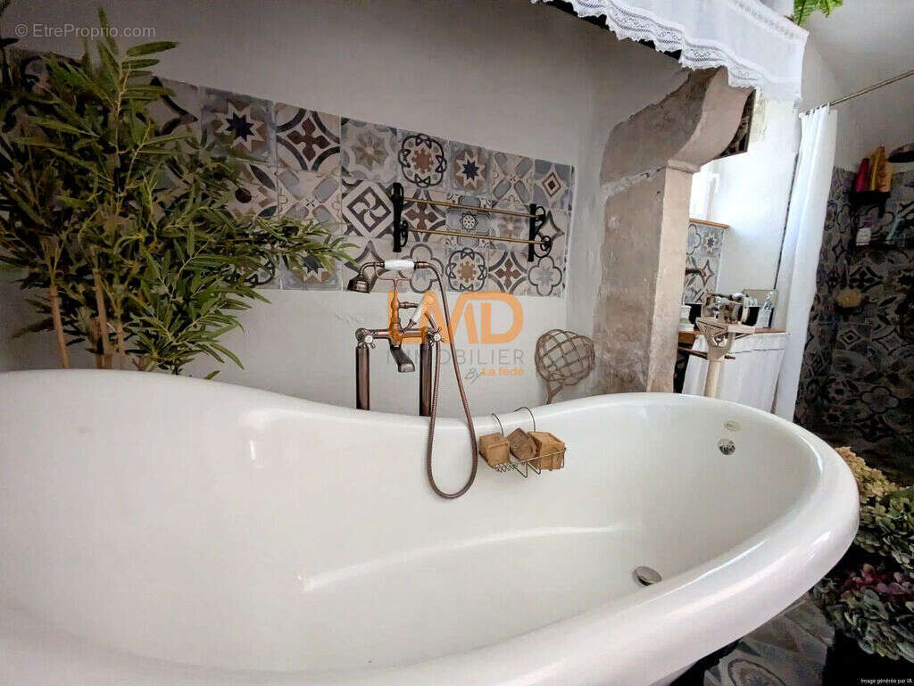 Maison en pierre 7 pièces 150m2, piscine, jardin - photo 17