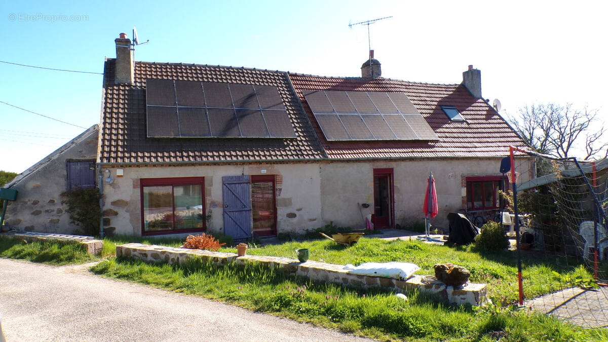 Maison à HERISSON