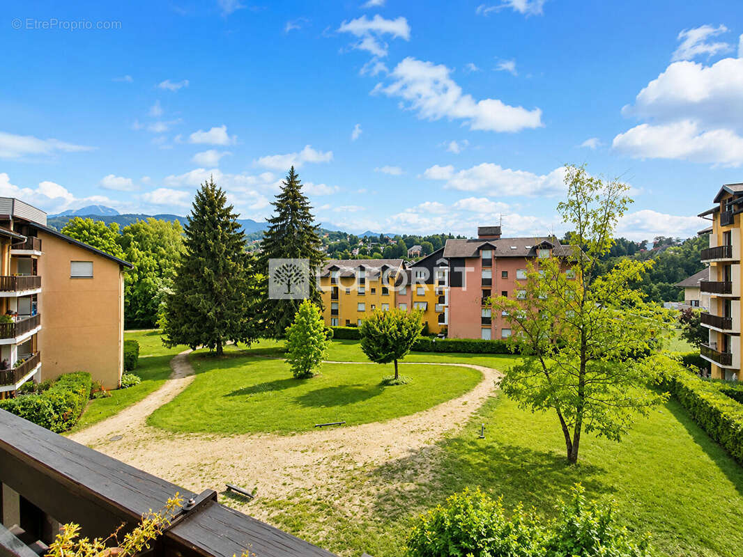Appartement à BARBERAZ
