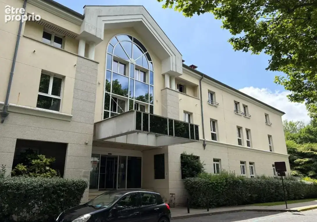 Appartement à BUSSY-SAINT-GEORGES