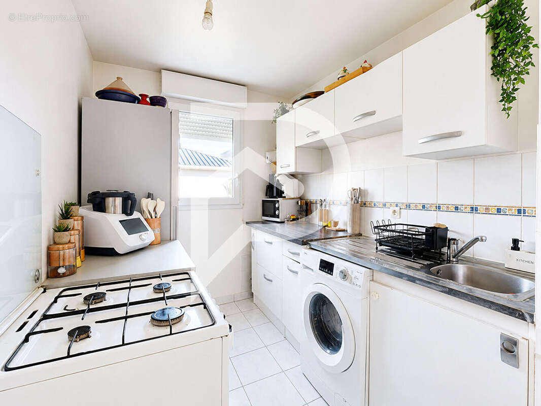 Appartement à CHANTELOUP-LES-VIGNES