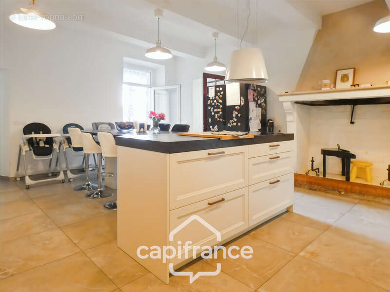 Maison à SAINT-GENIES-DE-COMOLAS